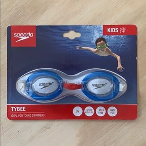 🌹Speedo tybee ages 3-8🌹